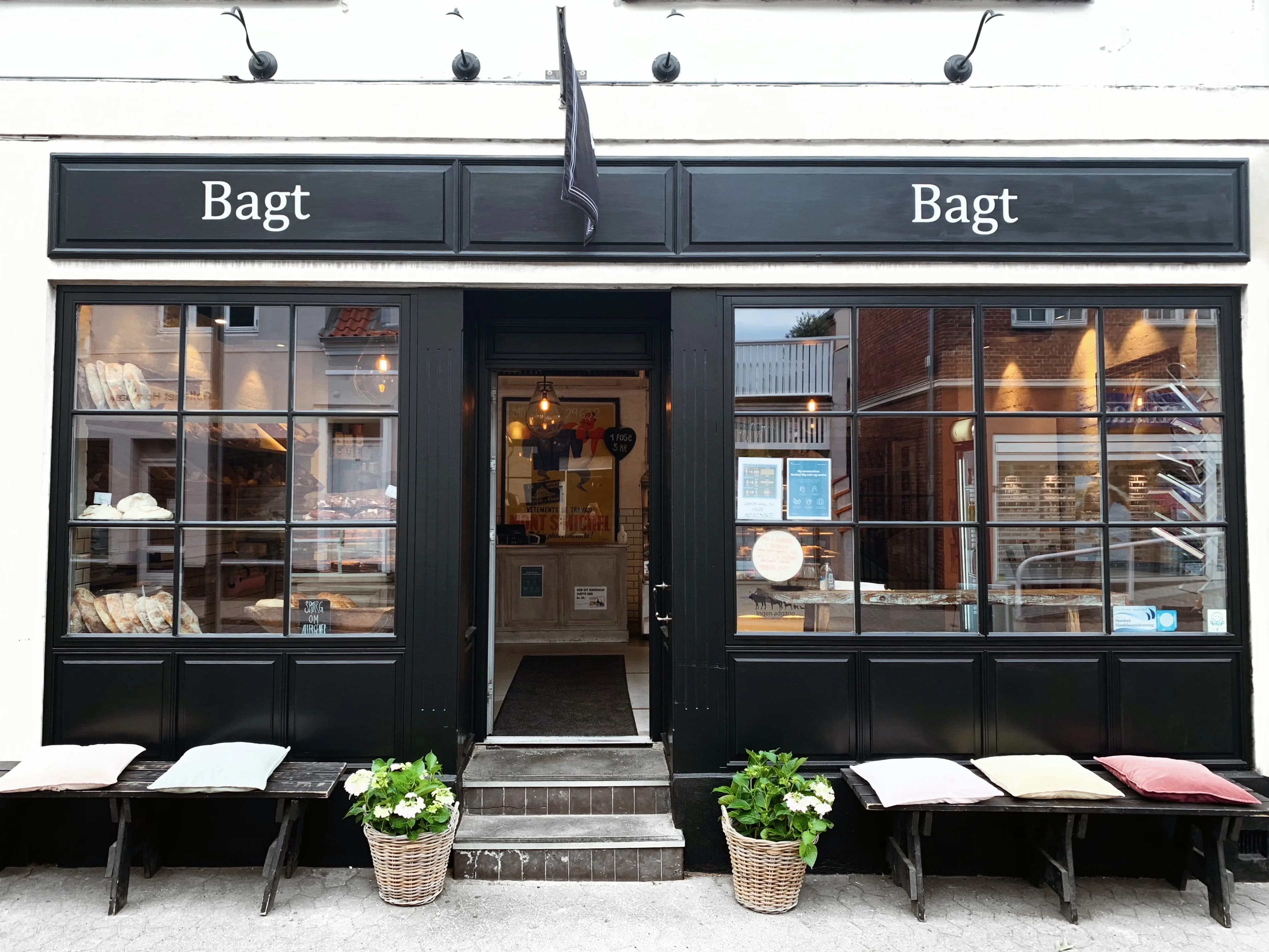 Bagts første butik i Hornbæk